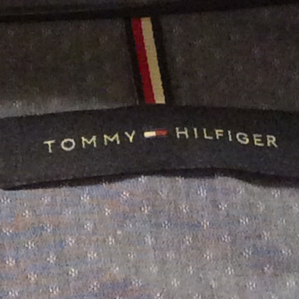 Tommy Hilfiger Men’s Long Sleeve Button Down Shirt - Picture 4 of 7